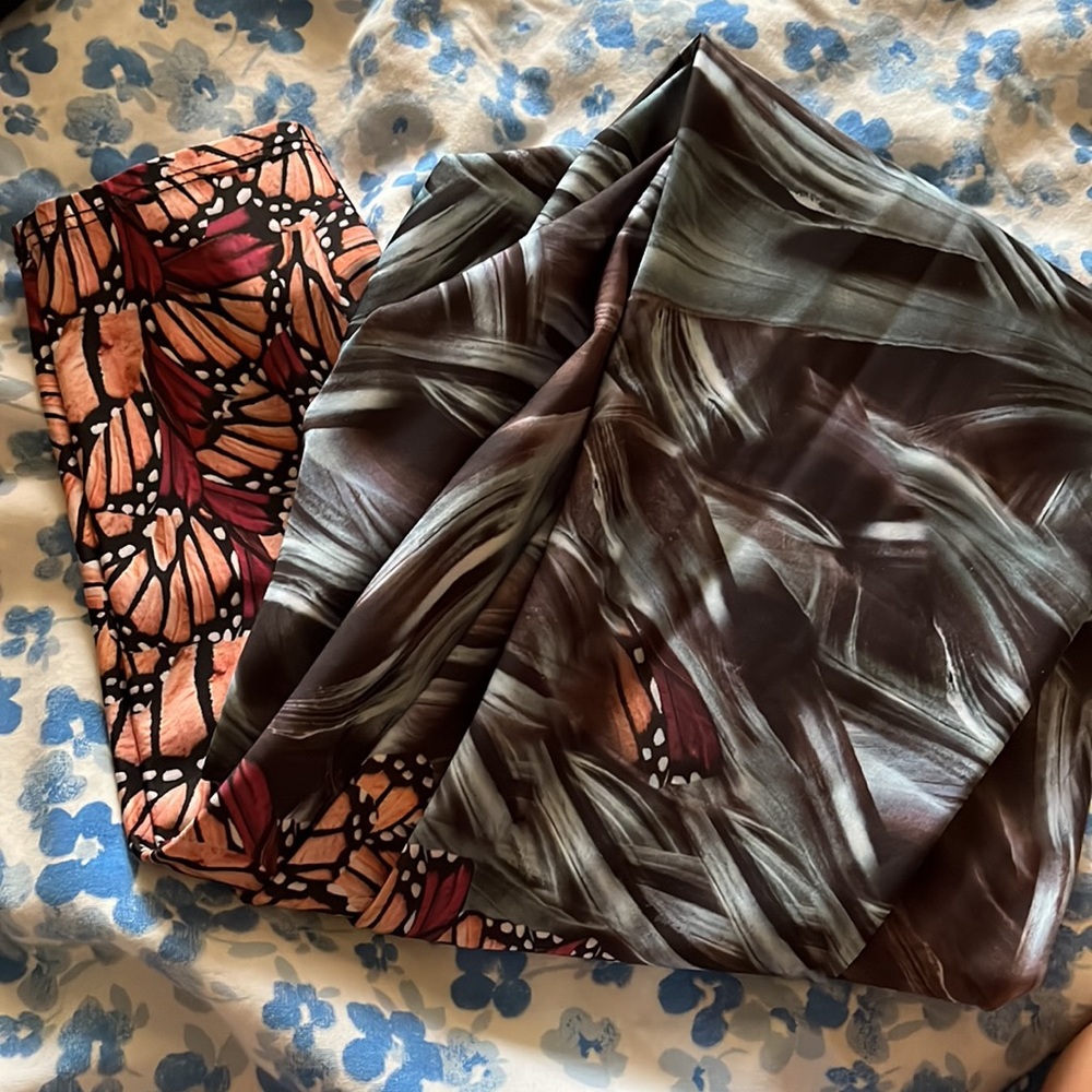 Onzie flow yoga pants